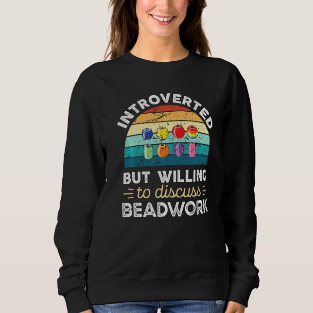 Camiseta Introvertido Mas Disposto a Discutir Trabalhos Com (Frente)