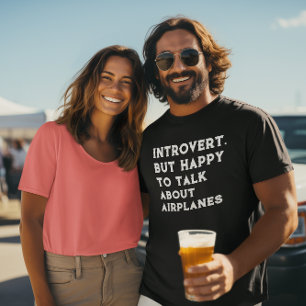 Camiseta Introvertido Mas Feliz Em Falar Sobre Aviões, Engr