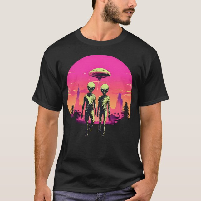 Camiseta Invasão de alienígena (Frente)