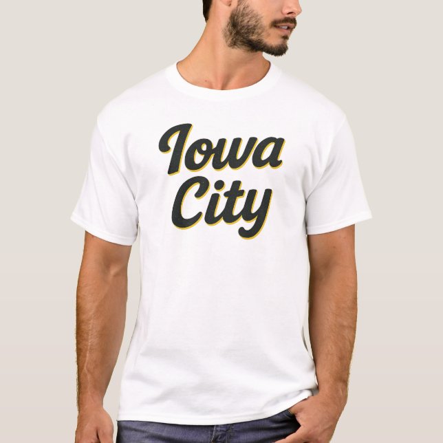 Camiseta Iowa City Script Design | Bold Neon Midwest (Frente)