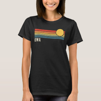 Camiseta Iowa USA Retro Sunset Style Design