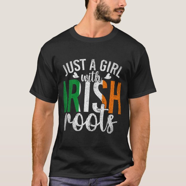 Camiseta Ireland Flag Just A Girl With Irish Roots Proud Ir (Frente)