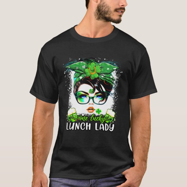 Camiseta Irish St Patricks Day One Lucky Lunch Lady Messy B (Frente)