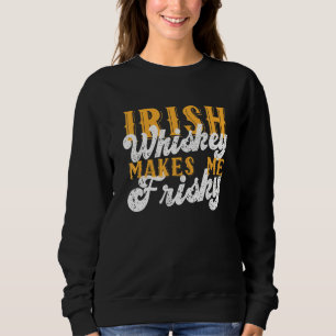 Camiseta Irish Whiskey Me Torna Frisky Saint Patrick Day Sa