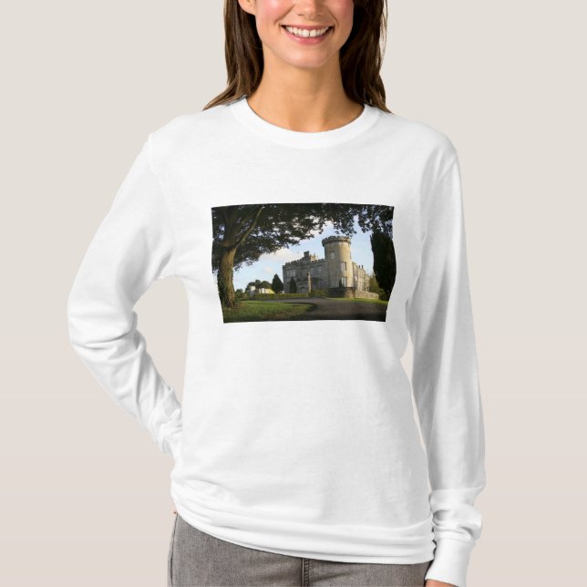 Camiseta Irlanda, a entrada lateral do Castelo Dromoland. (Frente)