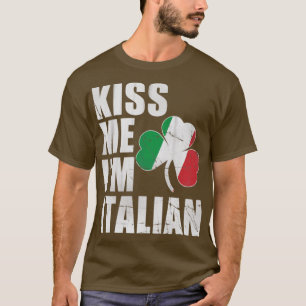 Camiseta Irlandês Me Beija Im Dia de São Patrício Italiano