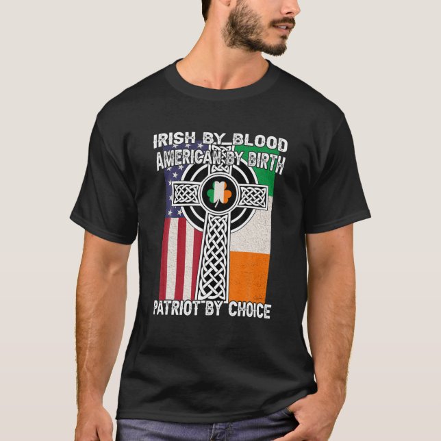 Camiseta Irlandês Por Sangue, Americano Por Nascimento Sain (Frente)