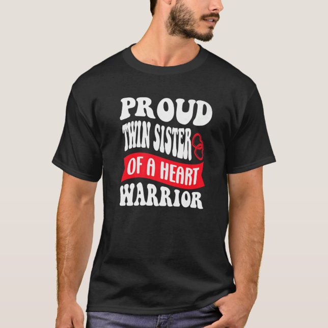 Camiseta Irmã Gêmea De Uma Doença Cardíaca Guerreira (Frente)