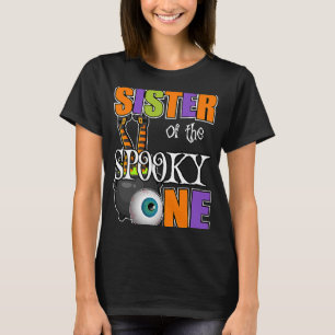 Camiseta Irmã, o tema do Dia das Bruxas de um primeiro aniv