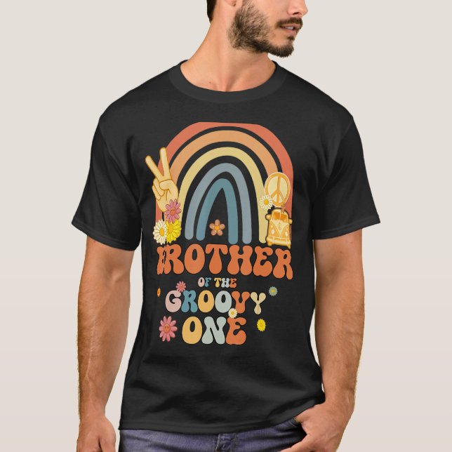 Camiseta Irmão Da Groovy One Rainbow Boho Birthday Pa (Frente)