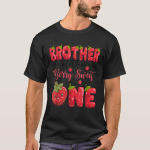 Camiseta Irmão Do Berry Sweet One Strawberry First Bi