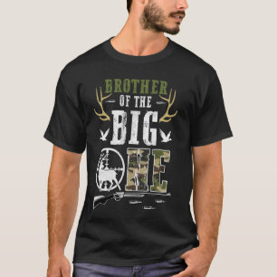 Camiseta Irmão do Grande Um Aniversariante de 1º Veado Caça
