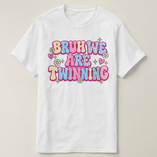 Camiseta Irmão Estamos Gêmeos Dia Dos Gêmeos Dinossauro Eng