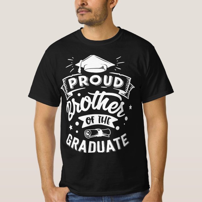 Camiseta Irmão Orgulhoso do Formando - Celebração (Frente)