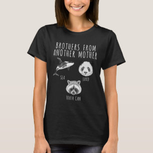 Camiseta Irmãos De Outra Mãe Orca Panda Raccoon