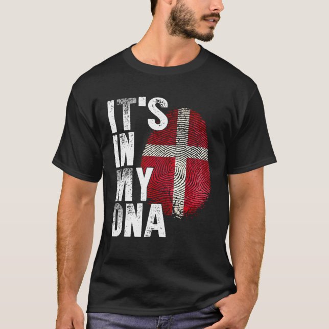 Camiseta It s in my DNA Denmark Flag Danish (Frente)