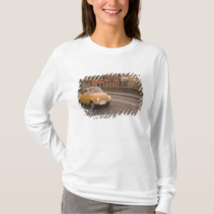 Camiseta Itália, Florença. Fiat 800 Rally atravessa Arno