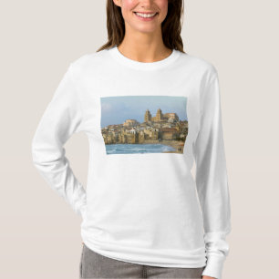 Camiseta Itália, Sicília, Cefalù, Vista com Duomo a partir