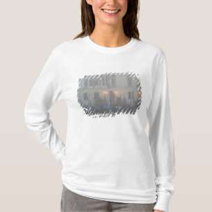 Camiseta Itália, Veneza. Uma fileira de gôndolas vistas atr
