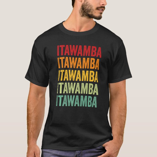 Camiseta Itawamba County Mississippi Rainbow Text (Frente)