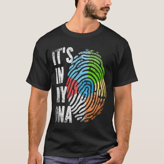 Camiseta IT'S IN MY DNA Beach Ball Fingerprint (Frente)