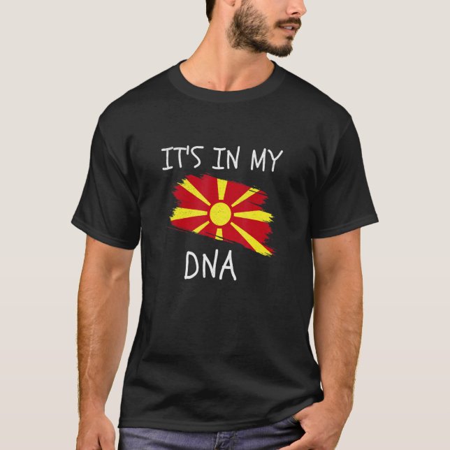 Camiseta It's in my DNA Proud Macedonian Roots Country Mace (Frente)