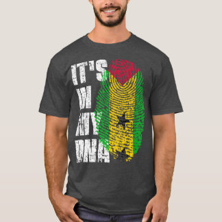 Camiseta ITS NO MEU DNA São Tomé e Príncipe Flag São Tomea