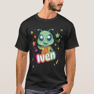Camiseta IVEN - Nome de Menino Bonito com Alienígena fofa