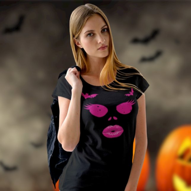 Camiseta Jack-o-Lanterna Rosa com Eyelashes Halloween (Pink  Halloween Jack O Lantern Lips  Young Woman)