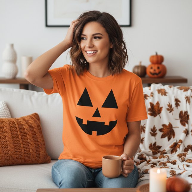 Camiseta Jack-O-Lanterna Rosto de Abóbora do Halloween (Jack-O-Lantern Halloween Pumpkin Face T-Shirt)