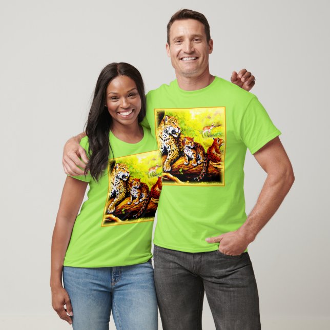Camiseta Jaguar Mãe e Cubs Relaxando na Selva. Comprar Agor (Unissex)