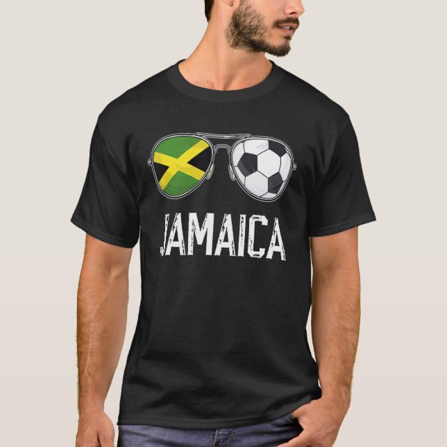 Camiseta Jamaica Flag & Football Sunglass Jamaican Fan (Frente)