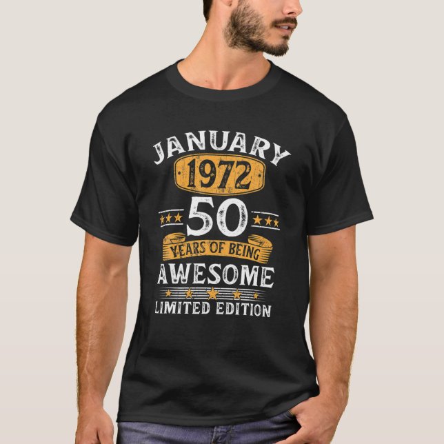 Camiseta Janeiro De 1972 50 Anos De Idade Oferece 50 Dons D (Frente)