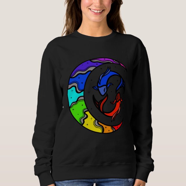 Camiseta Japanese Koi Fish and Crescent Moon With Rainbow C (Frente)