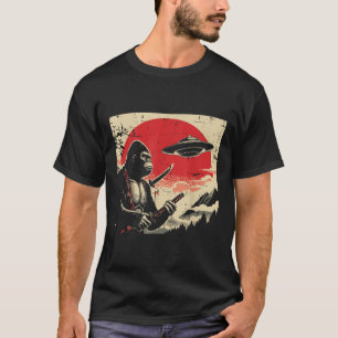 Camiseta Japonês Bigfoot Samurai Ufo Vintage Sasquatch Men