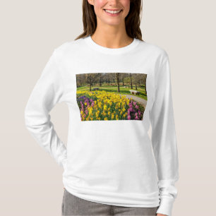 Camiseta Jardim de Flores da Temporada da Primavera