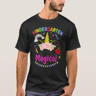 Camiseta Jardim de Infância É Arco-íris Unicórnio Mágico Pr