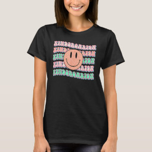 Camiseta Jardim de Infância, Groovy Sorri No Primeiro Dia D