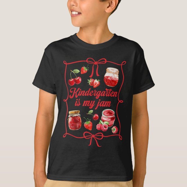 Camiseta Jardim Infantil Esquadra de Morango (Frente)