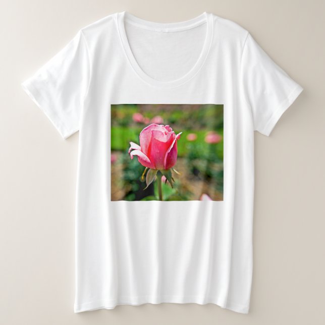 Camiseta Jardim Rosa Rosa Rosa Rosa Rosa Rosa (Frente do Design)