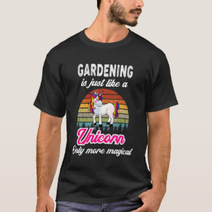 Camiseta Jardinagem Unicórnio Retro Vintage Pôr do Sol