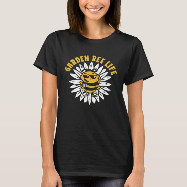 Camiseta Jardineiras Flores de Jardim Abelhas de Jardim (Frente)