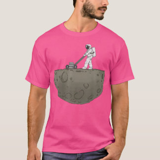 Camiseta Jardineiro Espacial - Astronauta Corta a Grama na