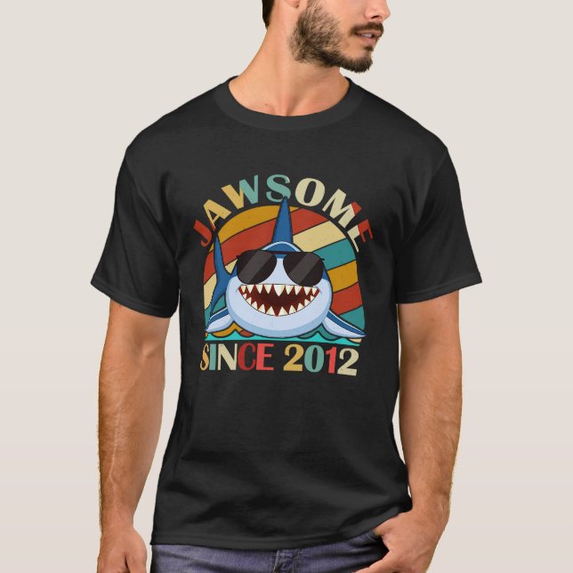 Camiseta Jawsome Desde 2012 Shark Awmanutenção Birthday Ret (Frente)