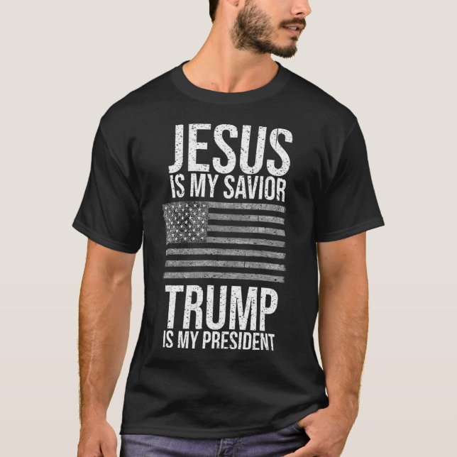 Camiseta Jesus Americano Engraçado É O Meu Tambor De Salvad (Frente)