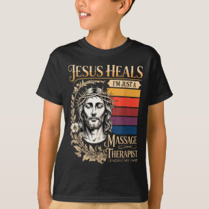 Camiseta Jesus Cura Eu Sou Apenas Um Terapeuta Mago Emprest
