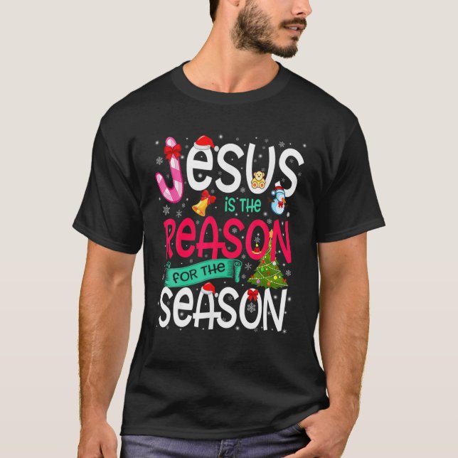 Camiseta Jesus É A Razão Para A Época Feliz Natal (Frente)