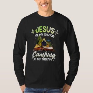 Camiseta Jesus é meu salvador acampando é minha terapia
