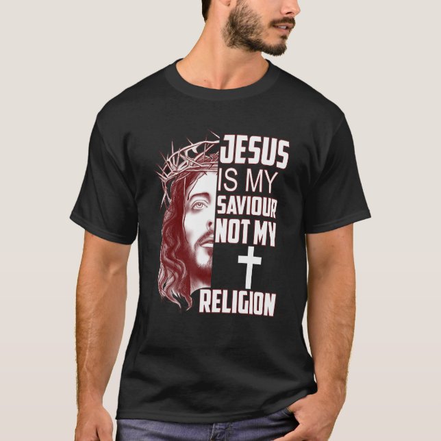 Camiseta Jesus é meu salvador não minha religião cristã (Frente)
