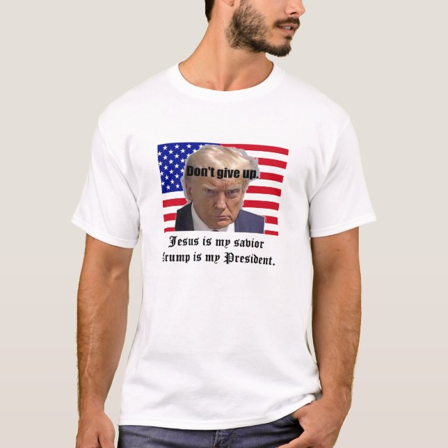 Camiseta Jesus é meu salvador Trump é meu presidente (Frente)